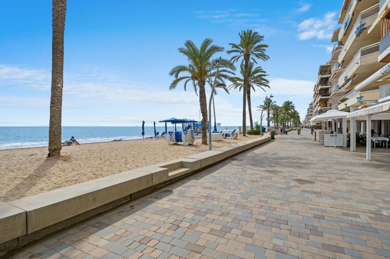 Calafell Beach-Swimingpool Apart Bagian luar foto